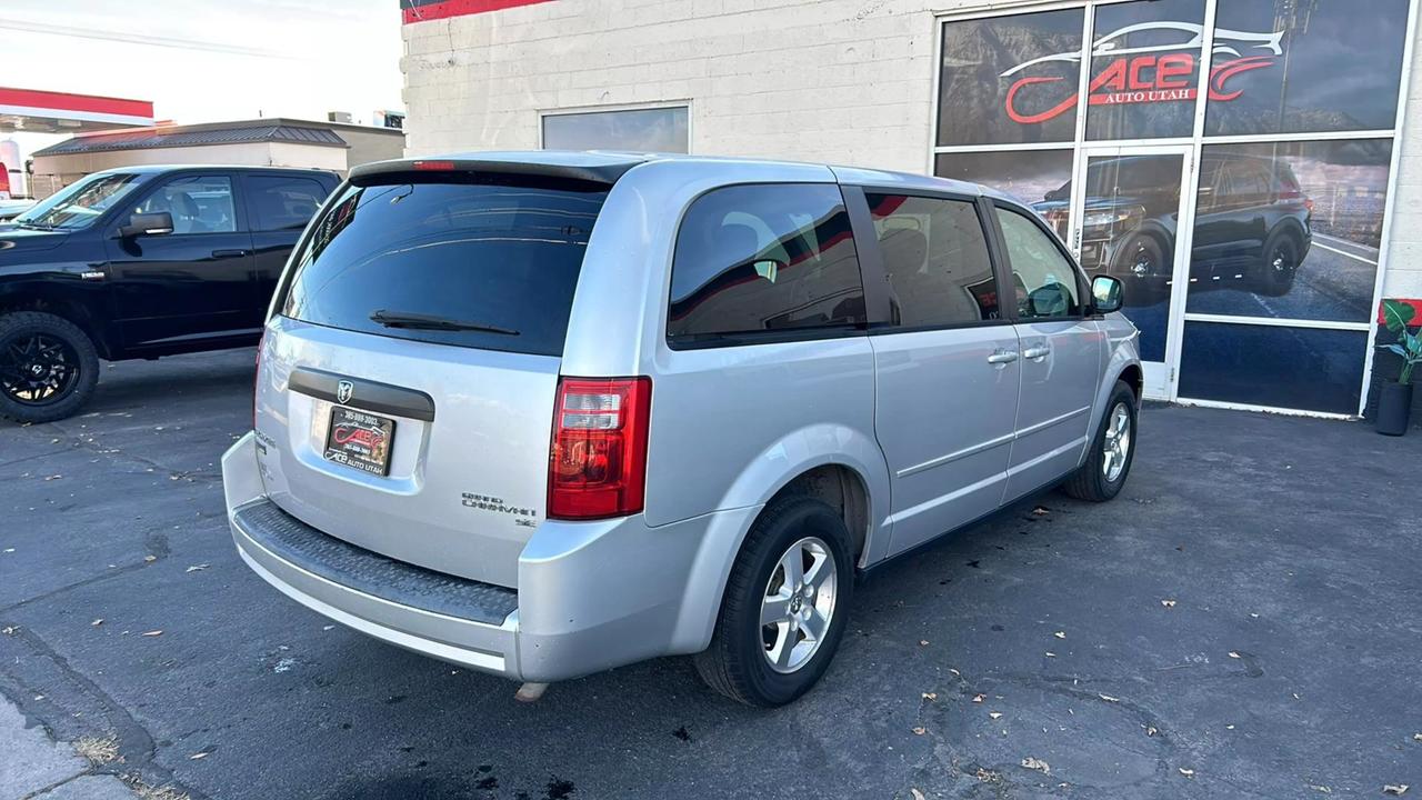 2009 Dodge Grand Caravan SE photo 15