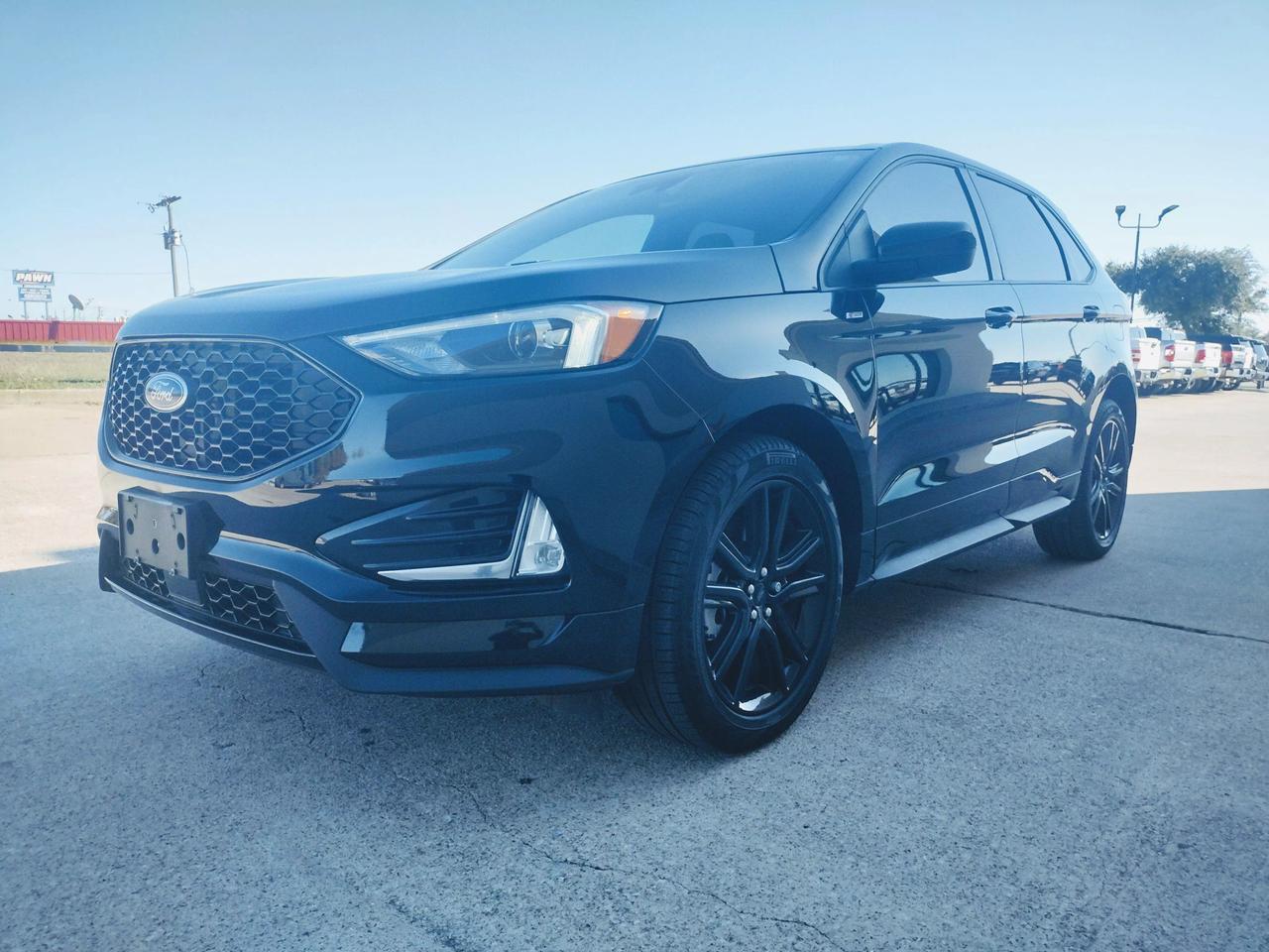 2023 Ford Edge ST-Line photo 3