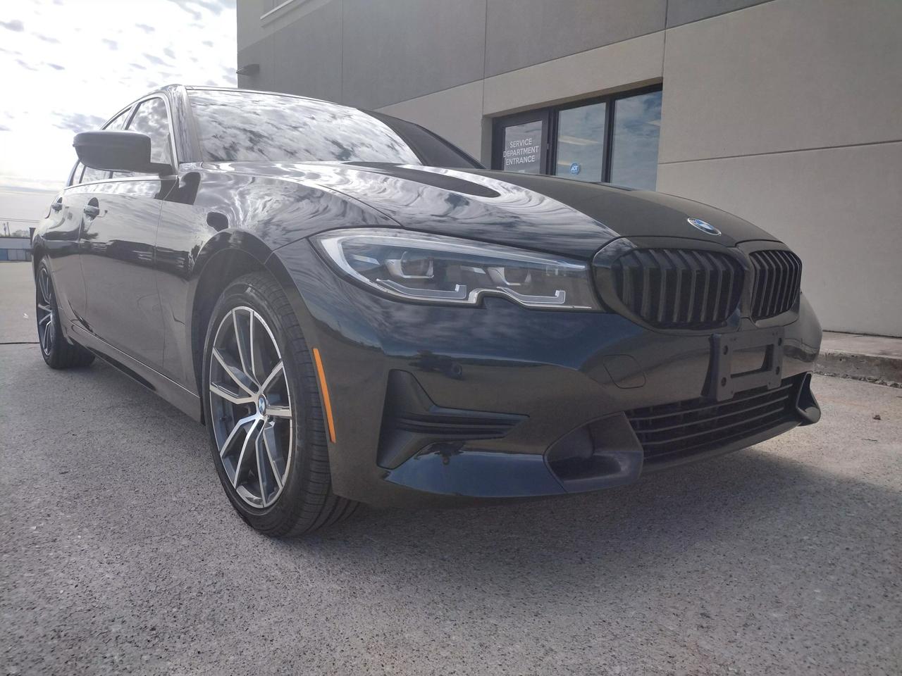 2019 BMW 3 Series 330i photo 45