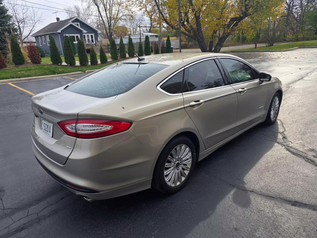 2015 Ford Fusion Energi SE Luxury photo 23