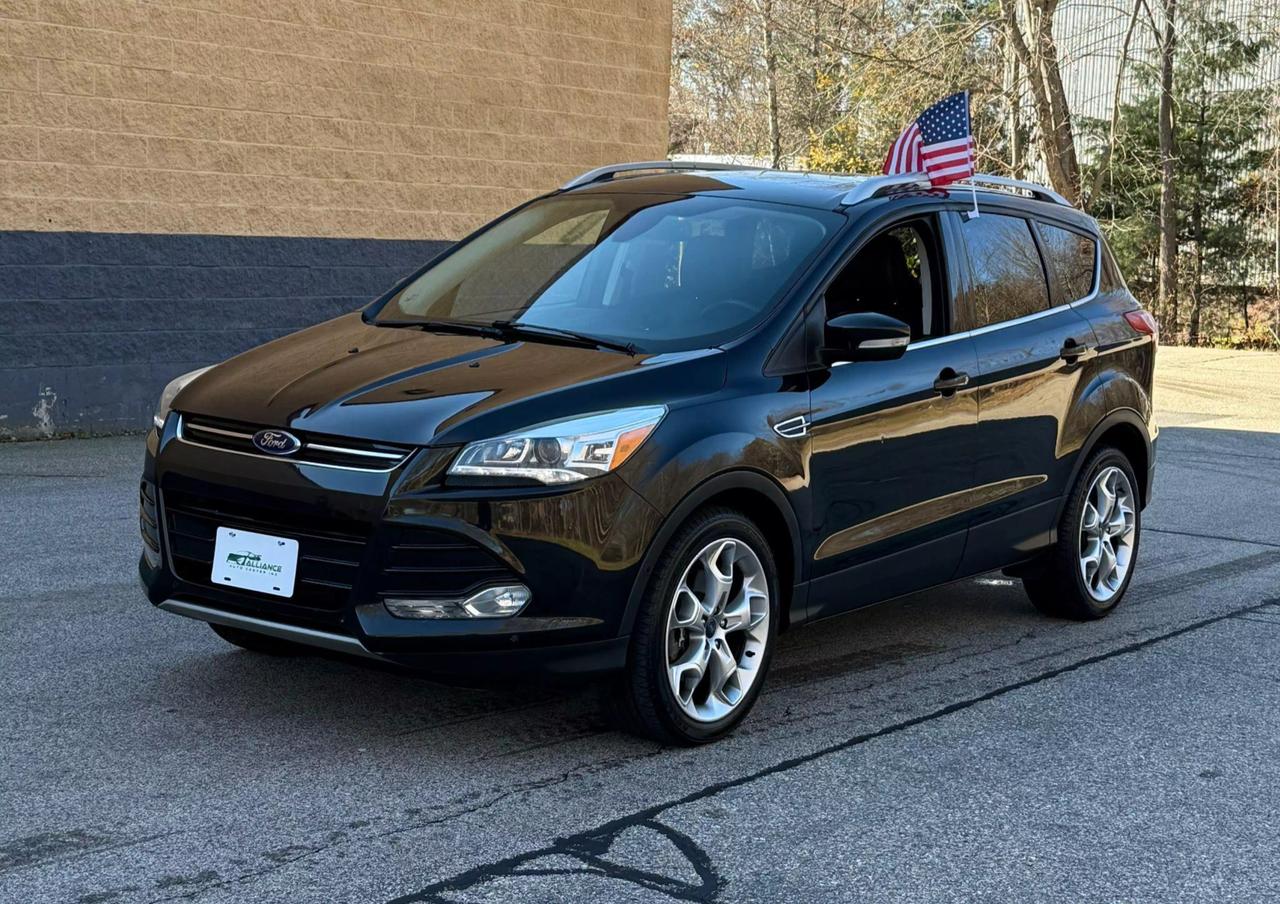 2015 Ford Escape Titanium photo 17