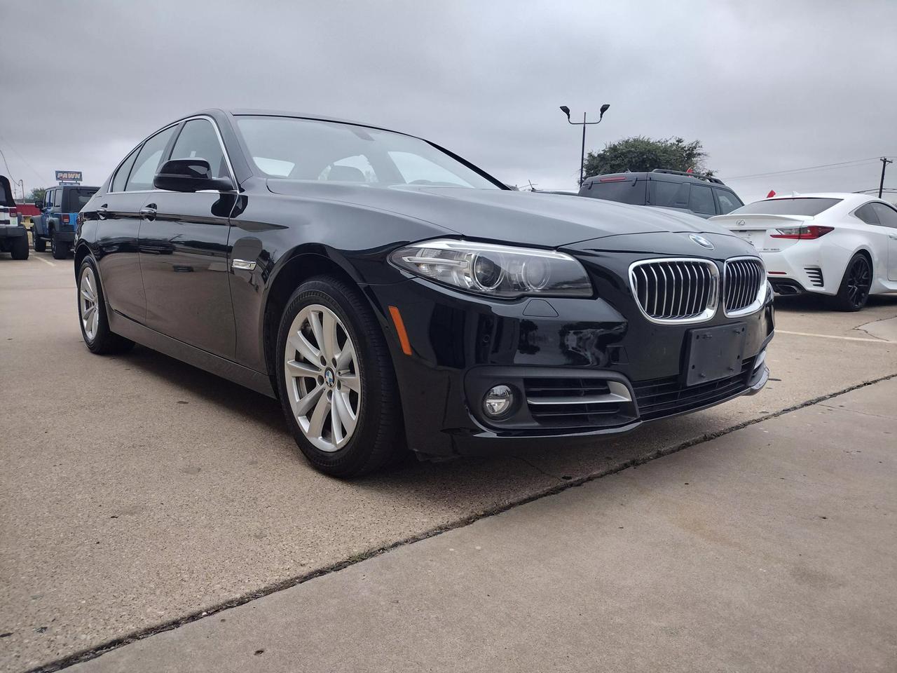 2015 BMW 5 Series 528i photo 25