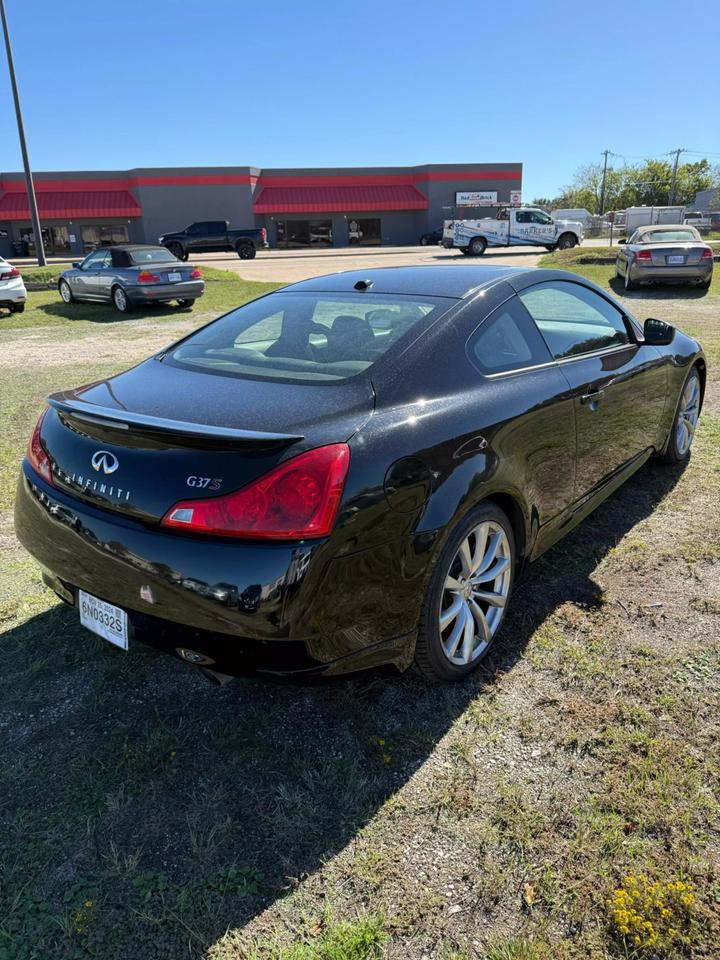 2008 INFINITI G 37 Journey photo 4