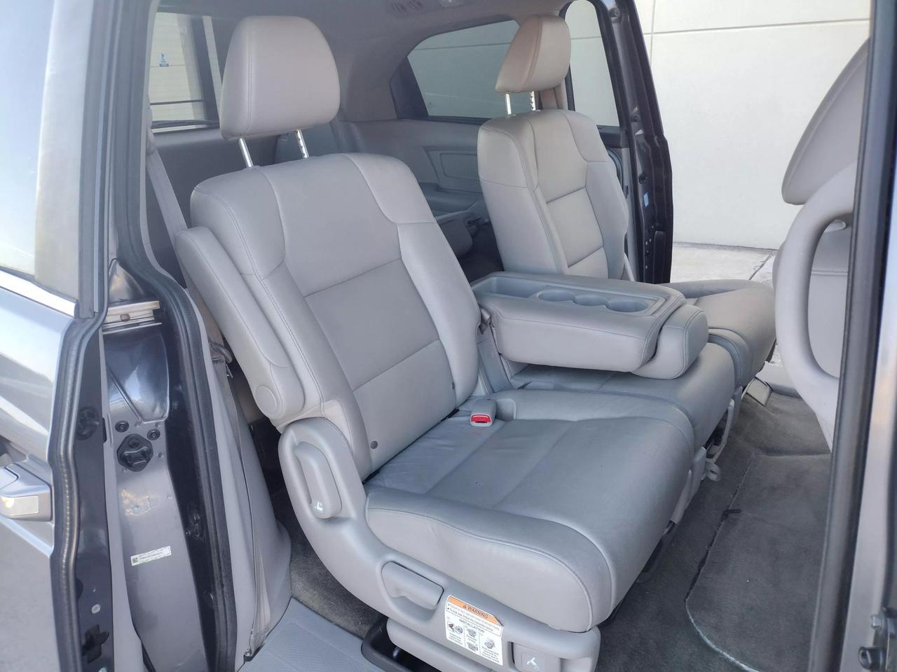 2014 Honda Odyssey EX-L photo 37