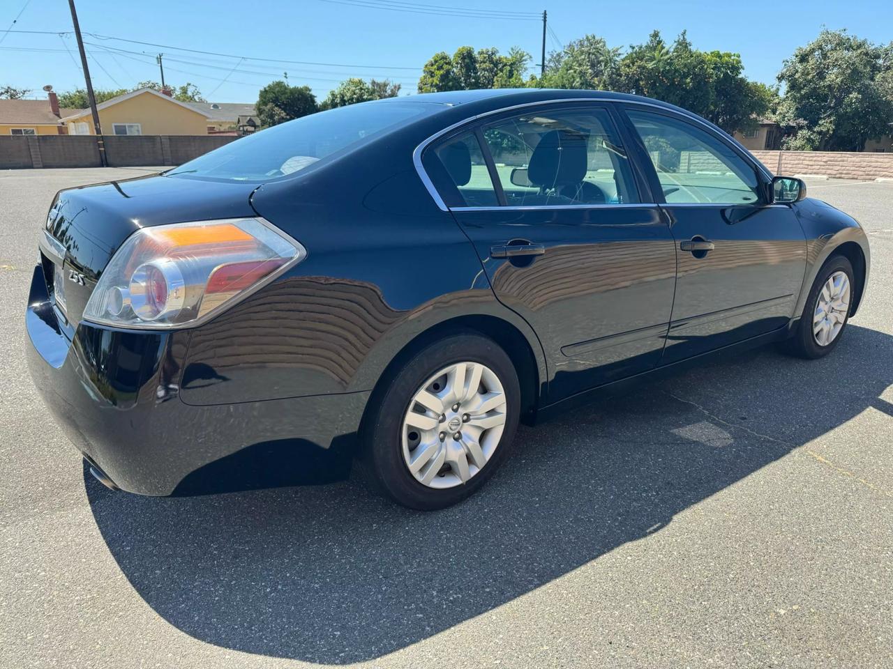 2009 Nissan Altima null photo 5