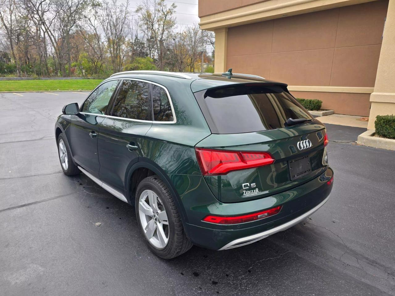 2018 Audi Q5 Premium Plus photo 23