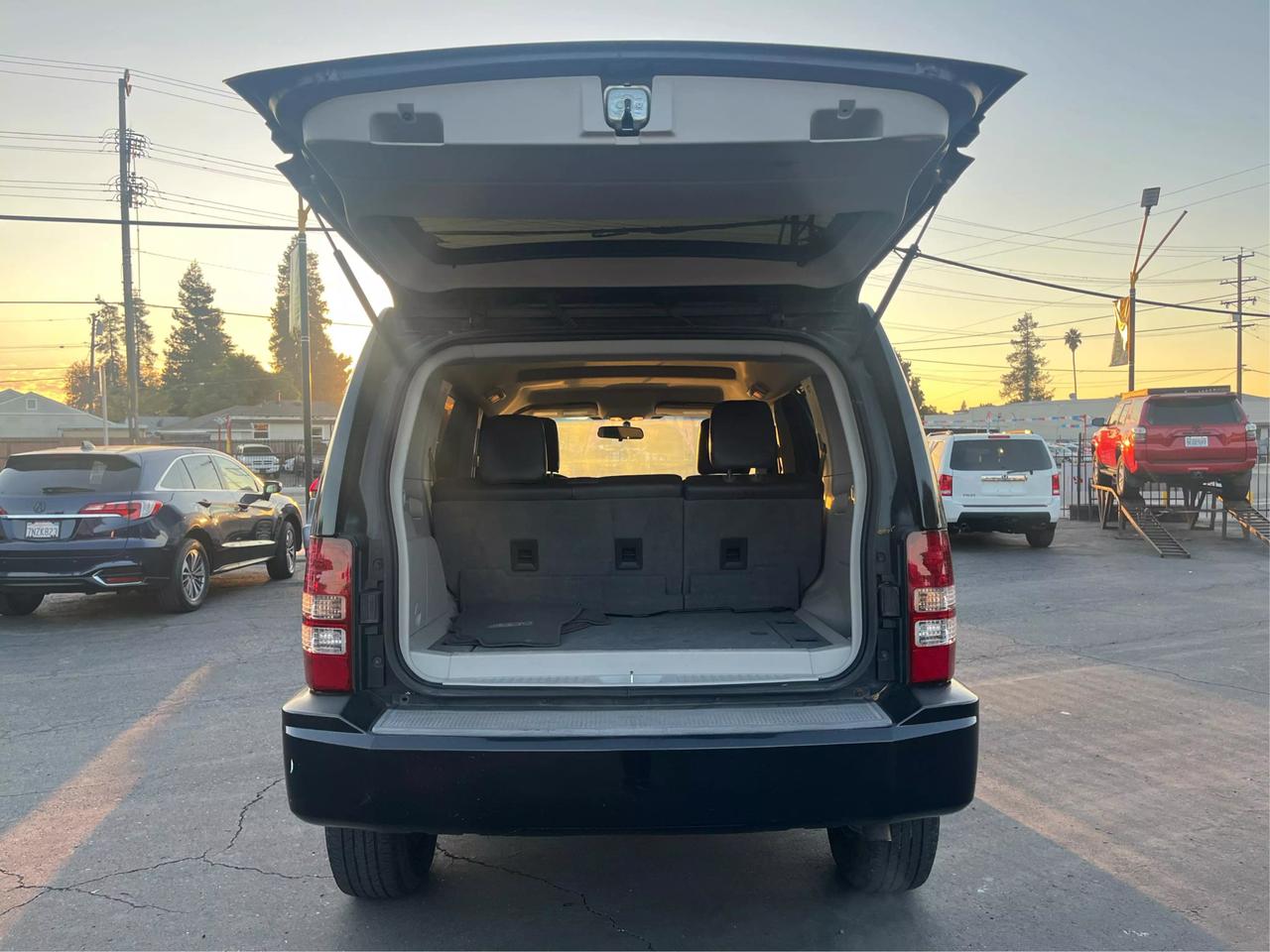 2008 Jeep Liberty Sport photo 23