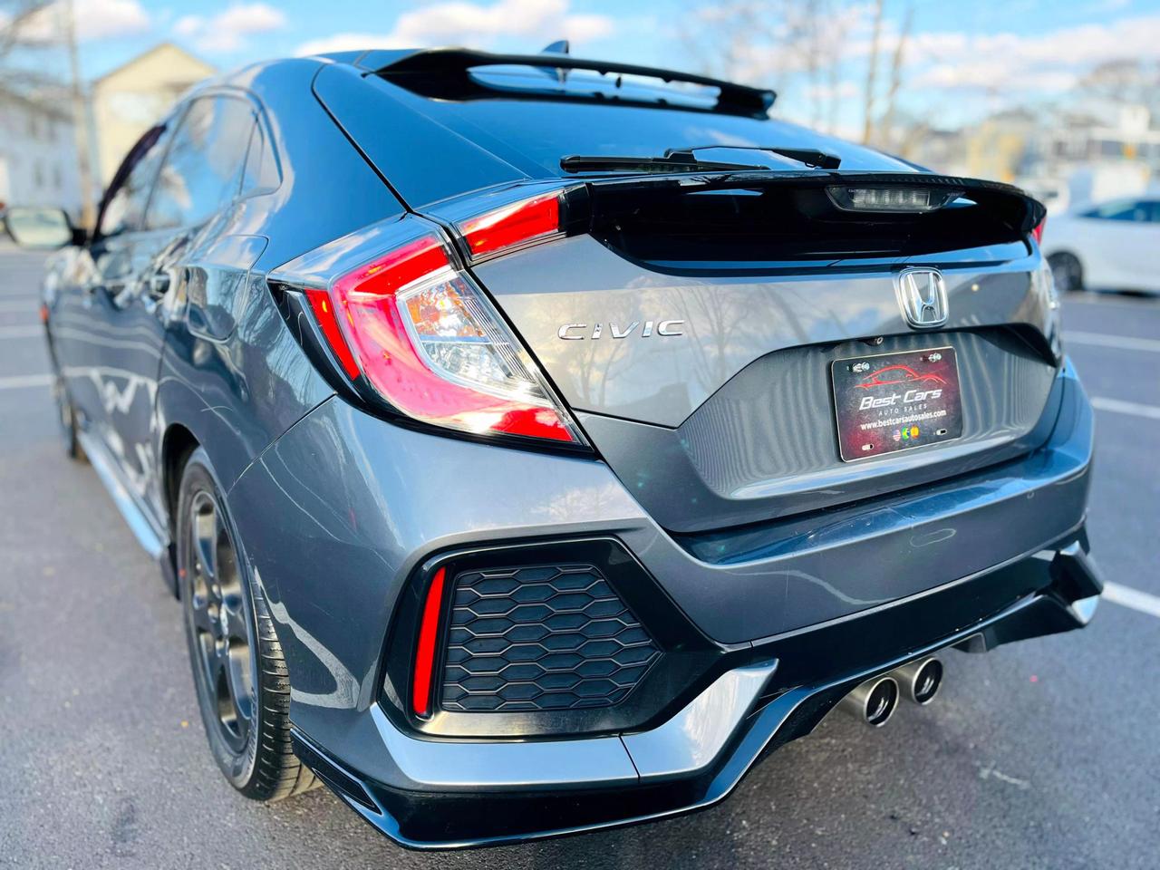 2018 Honda Civic Hatchback Sport Touring photo 6