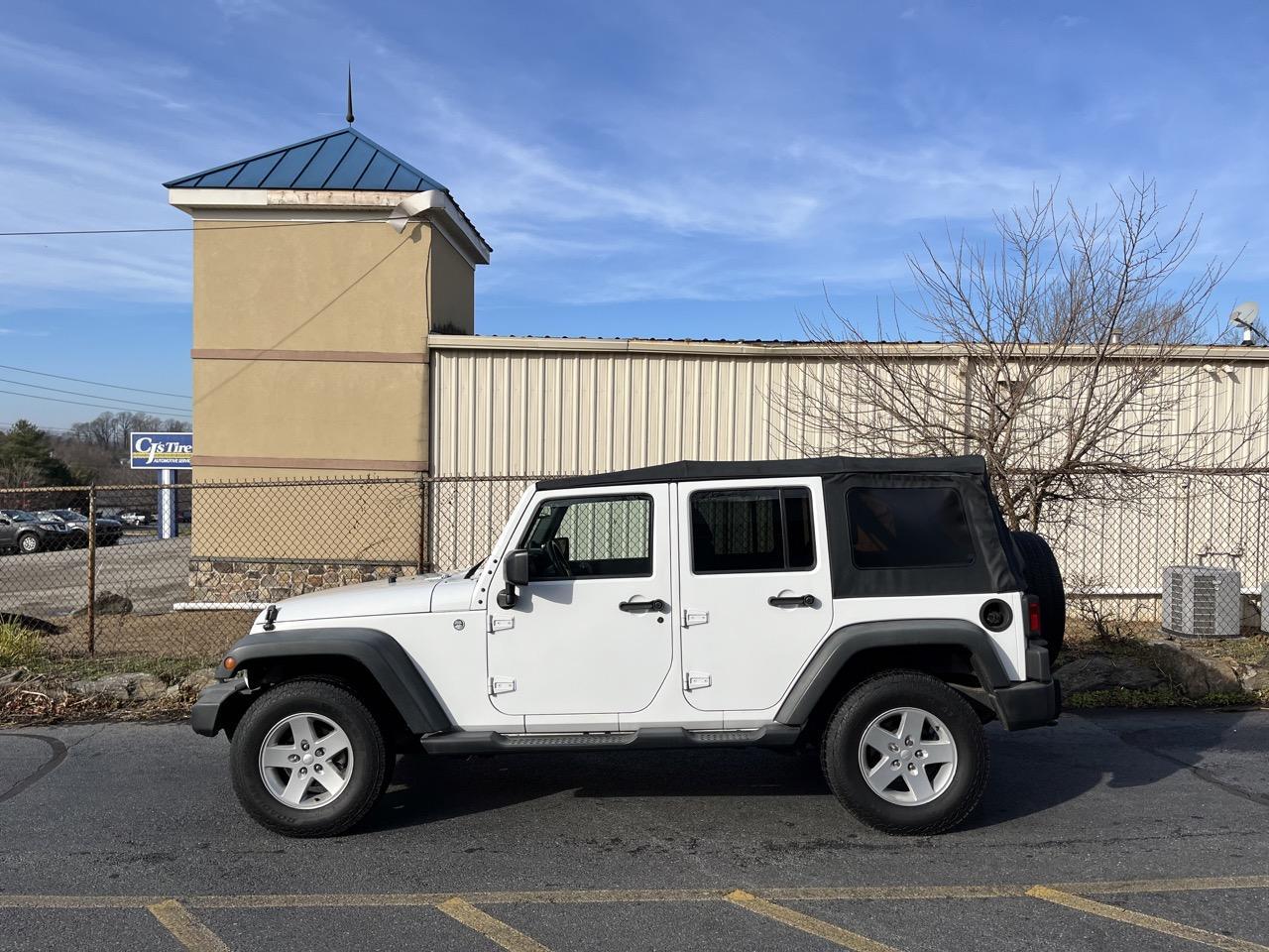 2014 Jeep Wrangler Unlimited Sport photo 9