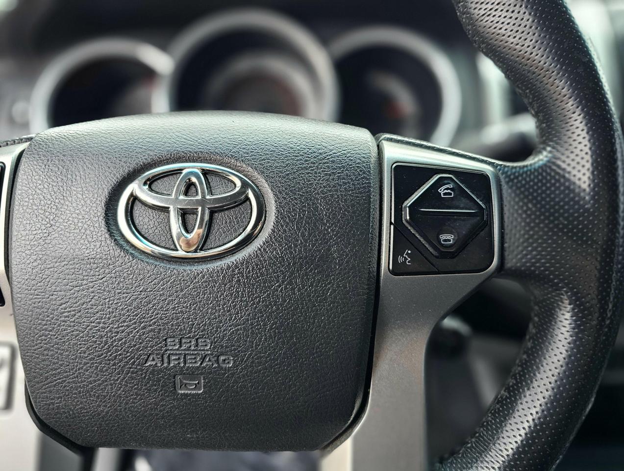 2015 Toyota Tacoma Base photo 17