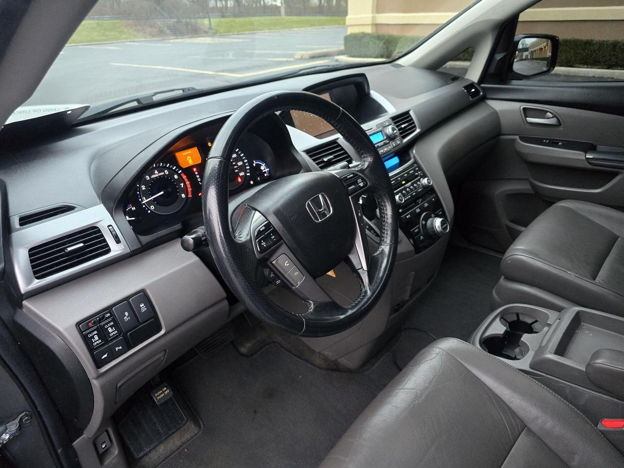 2013 Honda Odyssey Touring photo 57