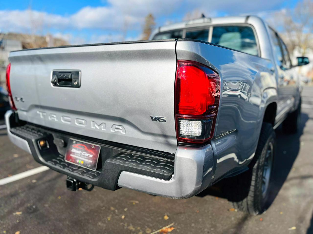 2018 Toyota Tacoma SR photo 4