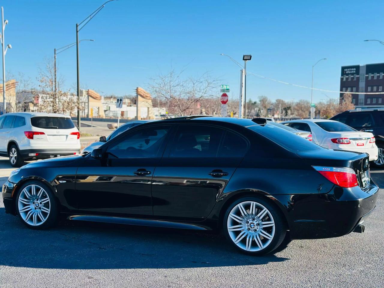 2008 BMW 5 Series 550i photo 9