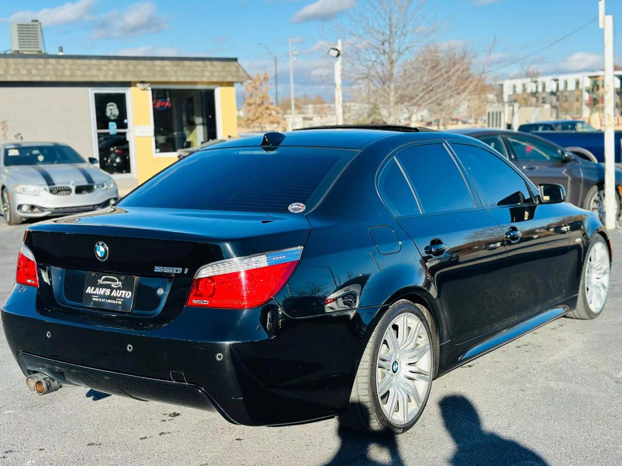 2008 BMW 5 Series 550i photo 13