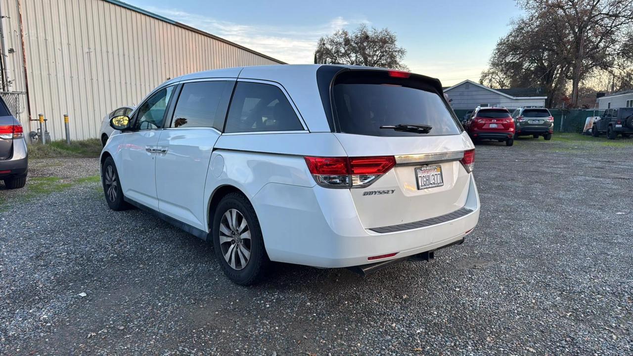 2014 Honda Odyssey EX-L photo 5