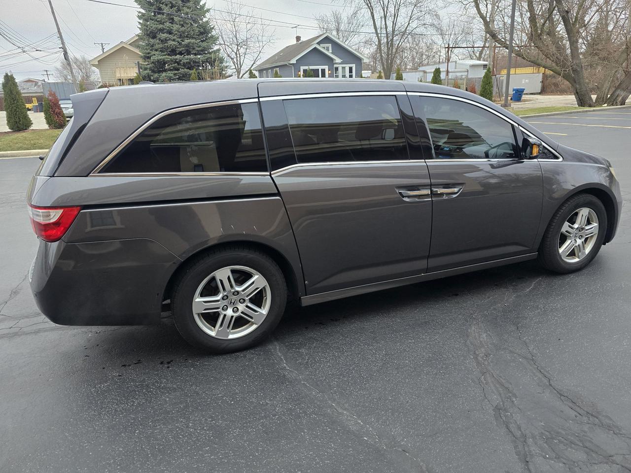 2013 Honda Odyssey Touring photo 31