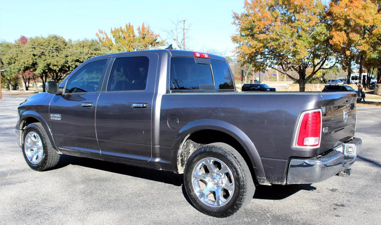 2017 RAM Ram 1500 Pickup Laramie photo 13