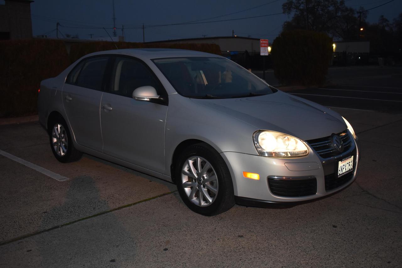 Volkswagen Jetta's photo