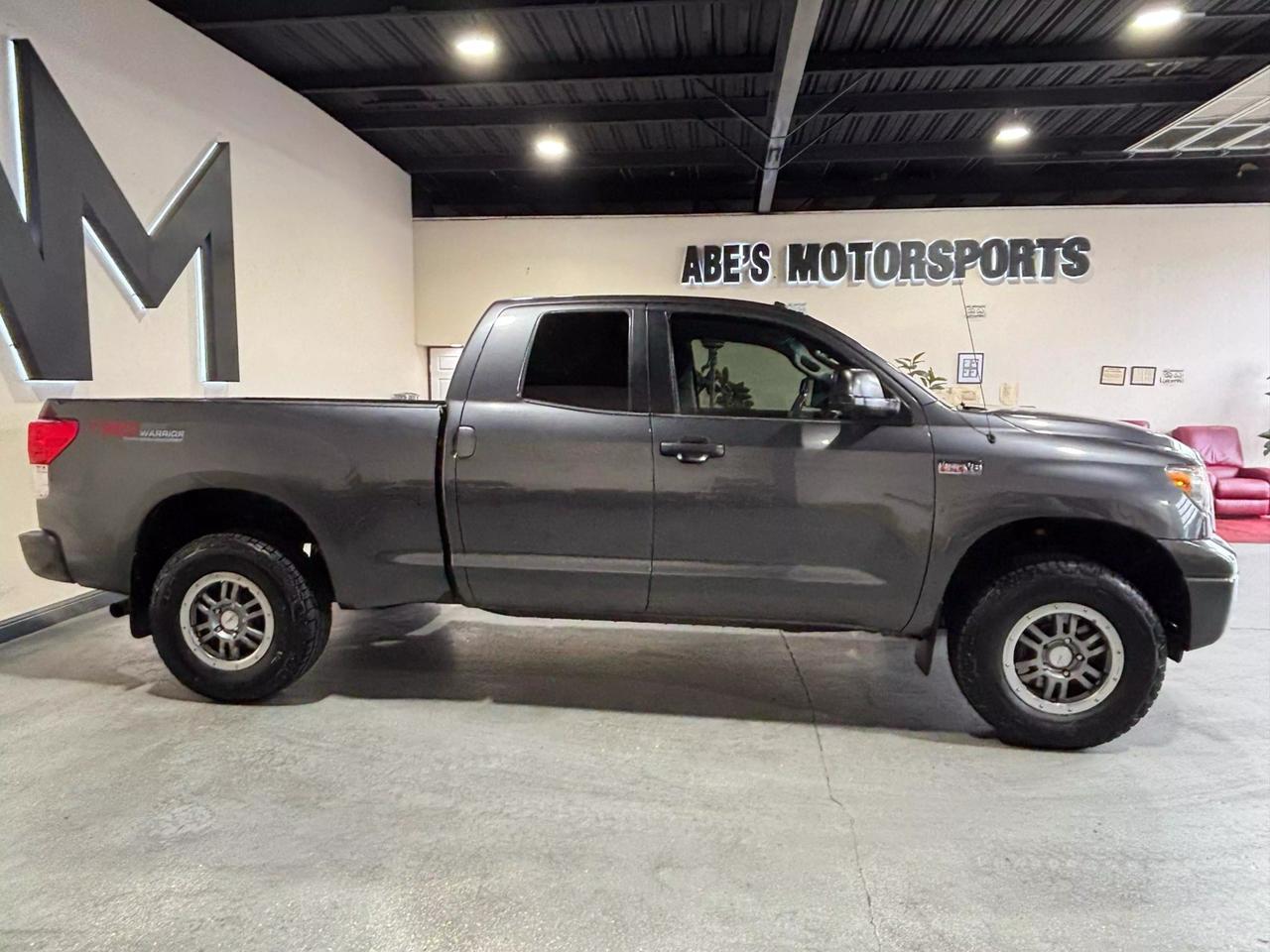 2013 Toyota Tundra Tundra Grade photo 4