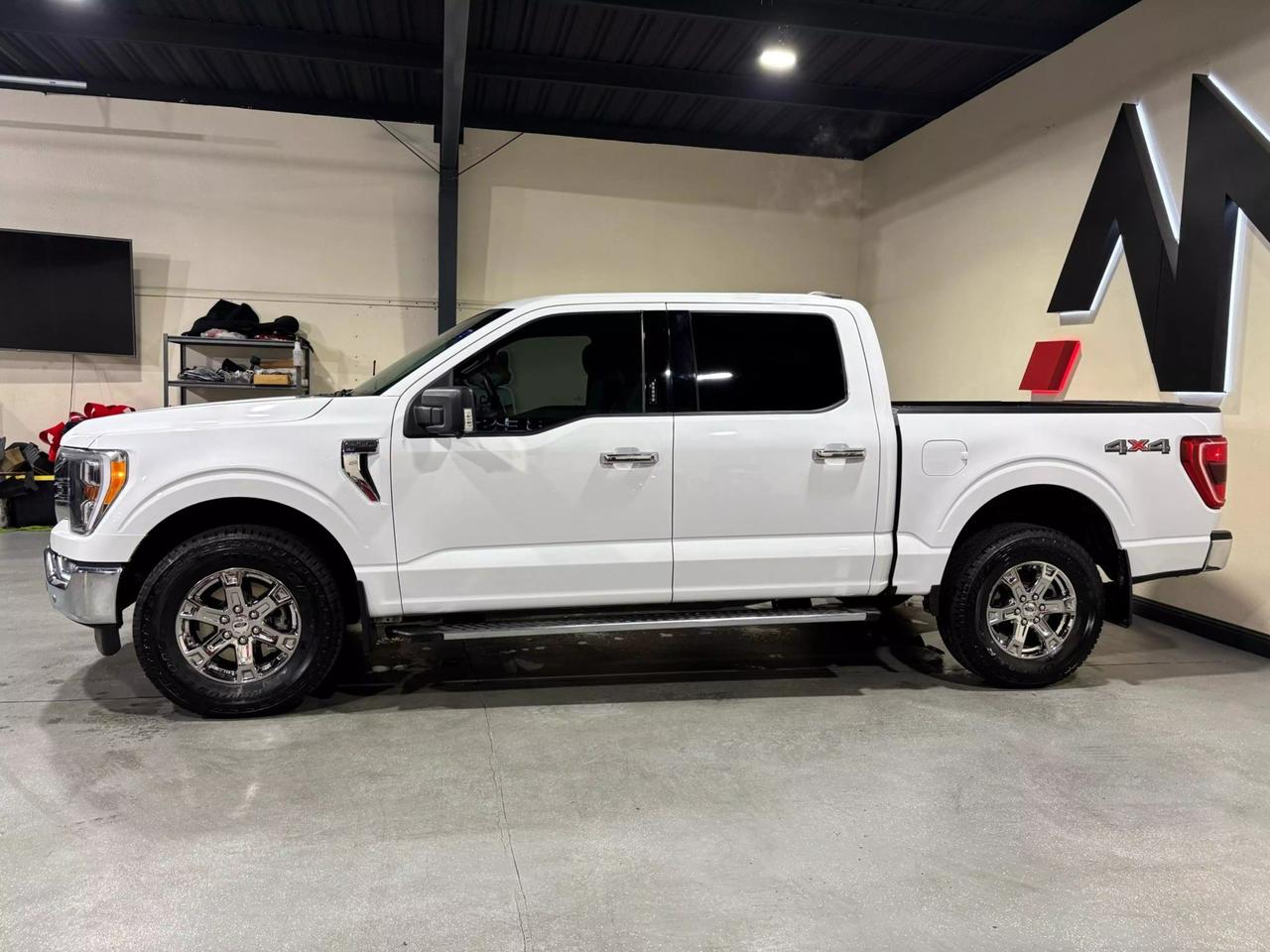 2021 Ford F-150 XLT photo 8