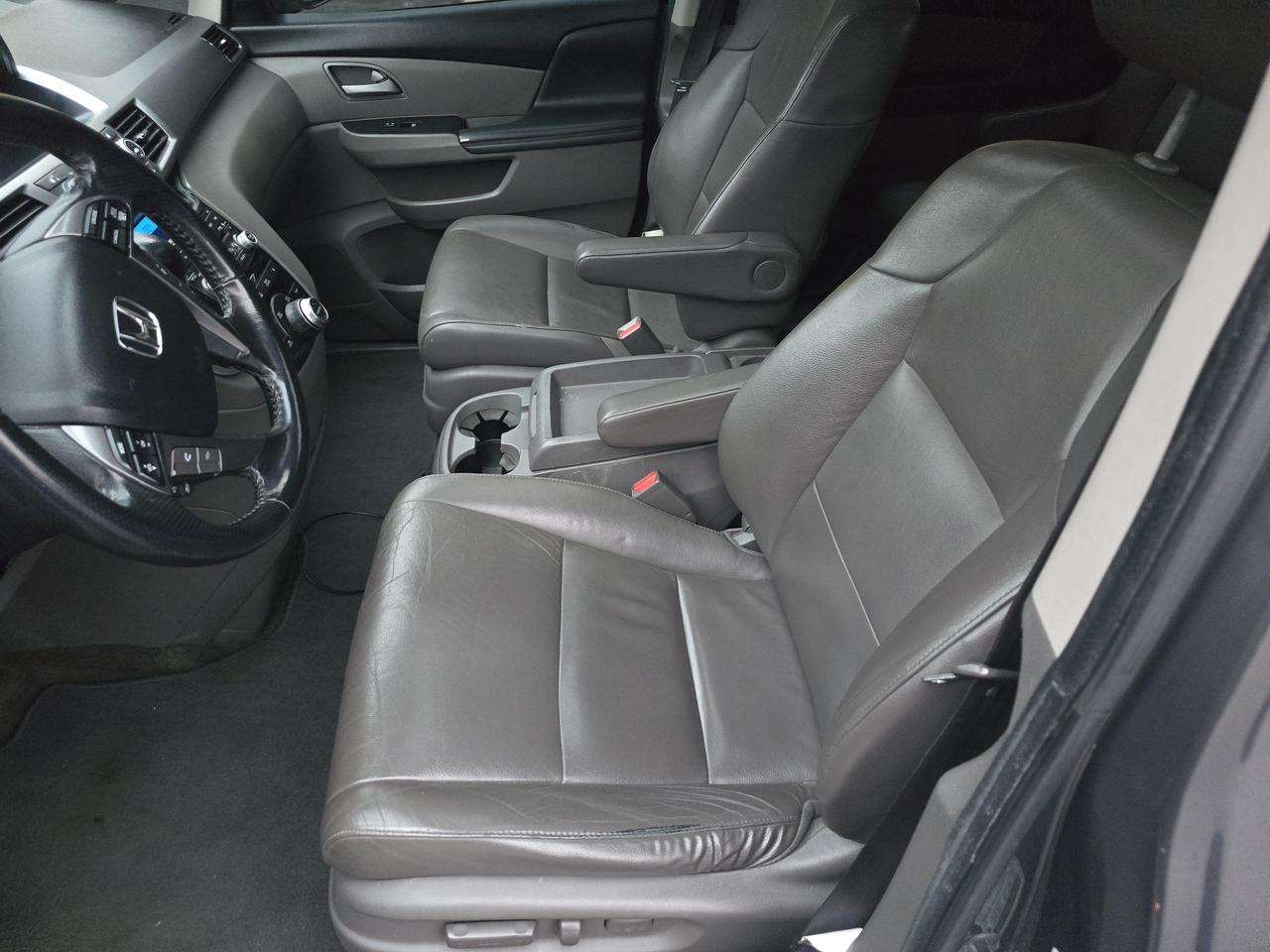 2013 Honda Odyssey Touring photo 49