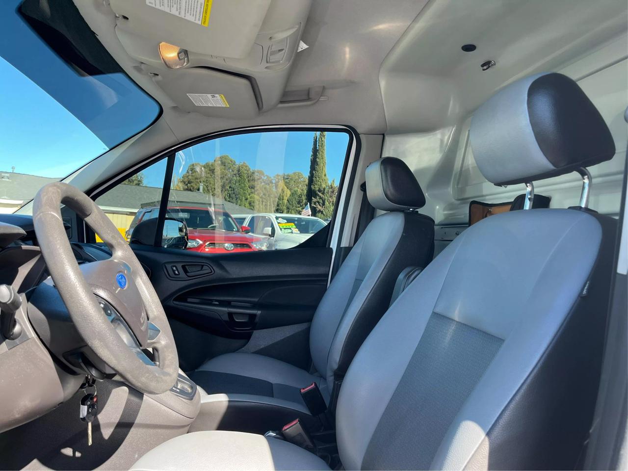 2014 Ford Transit Connect XL photo 17