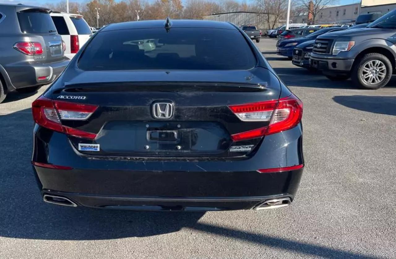 2021 Honda Accord Sport SE photo 9