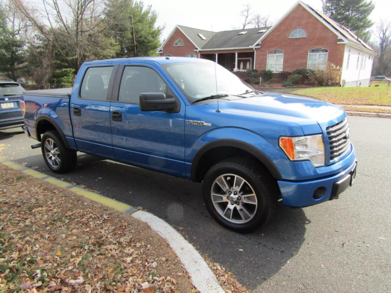 2014 Ford F-150 STX photo 13