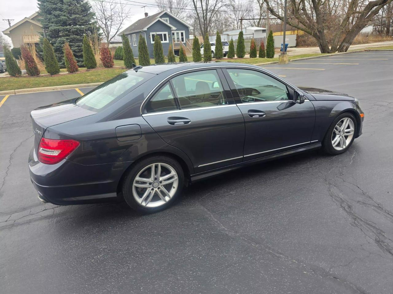 2014 Mercedes-Benz C-Class null photo 25