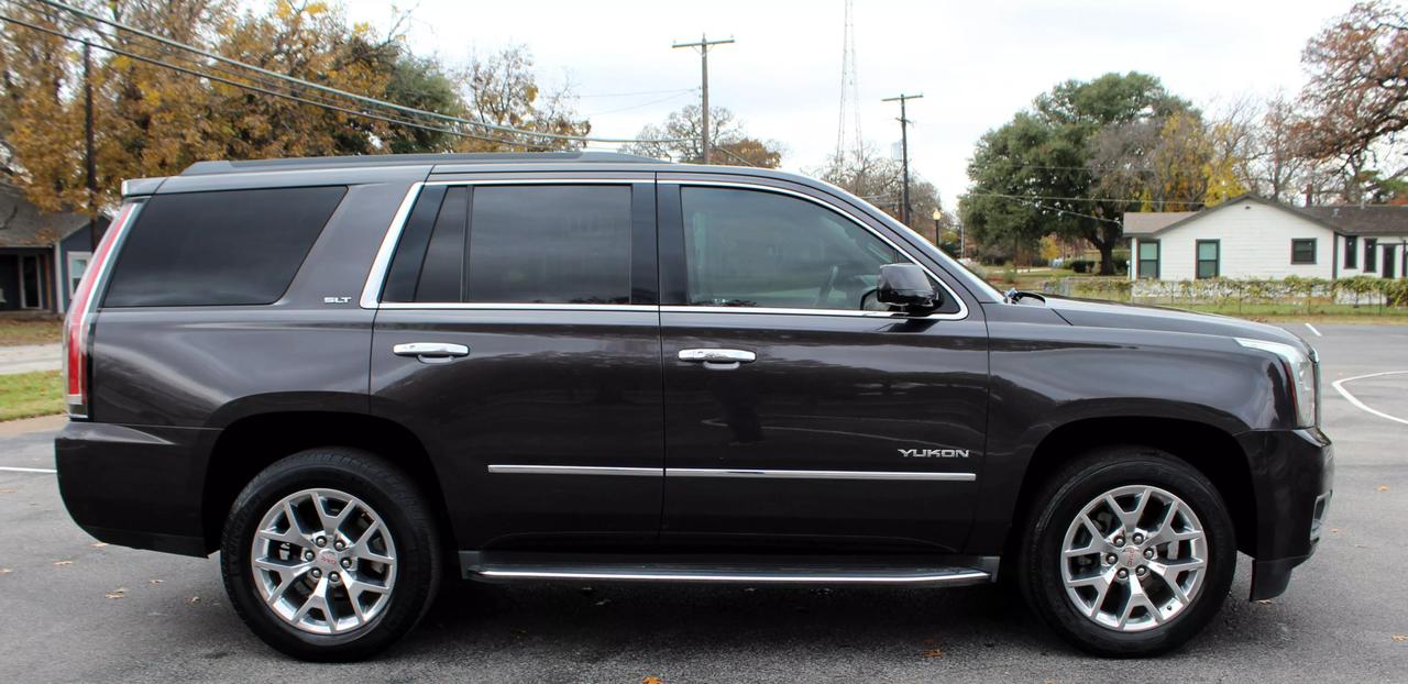 2016 GMC Yukon SLT photo 7