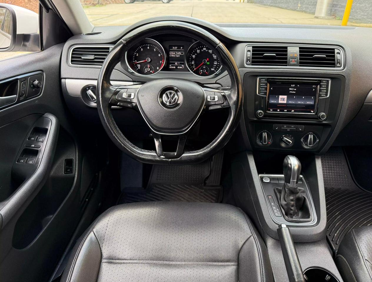 2017 Volkswagen Jetta SE photo 15