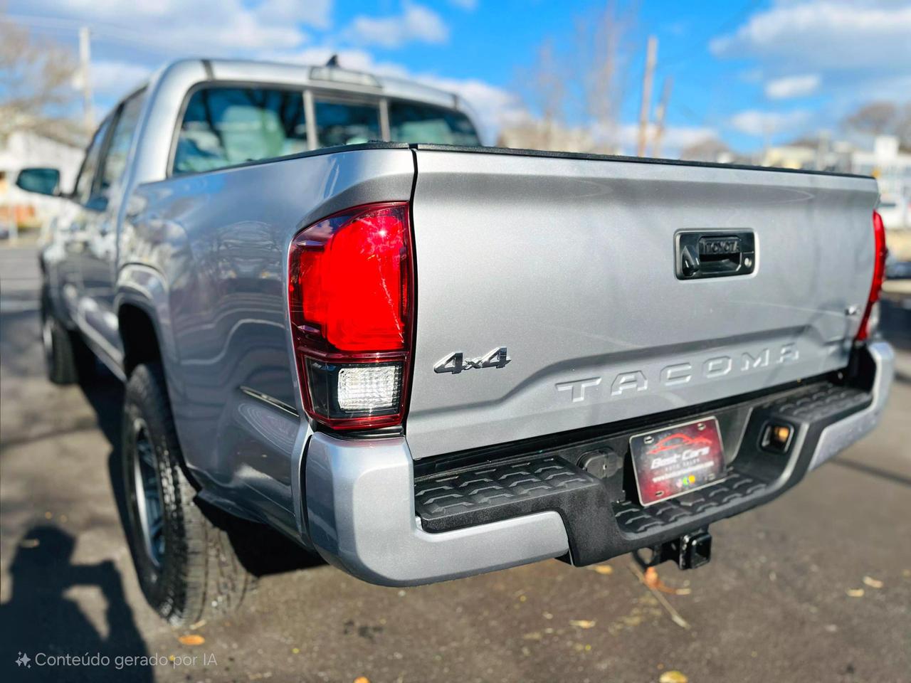 2018 Toyota Tacoma SR photo 6