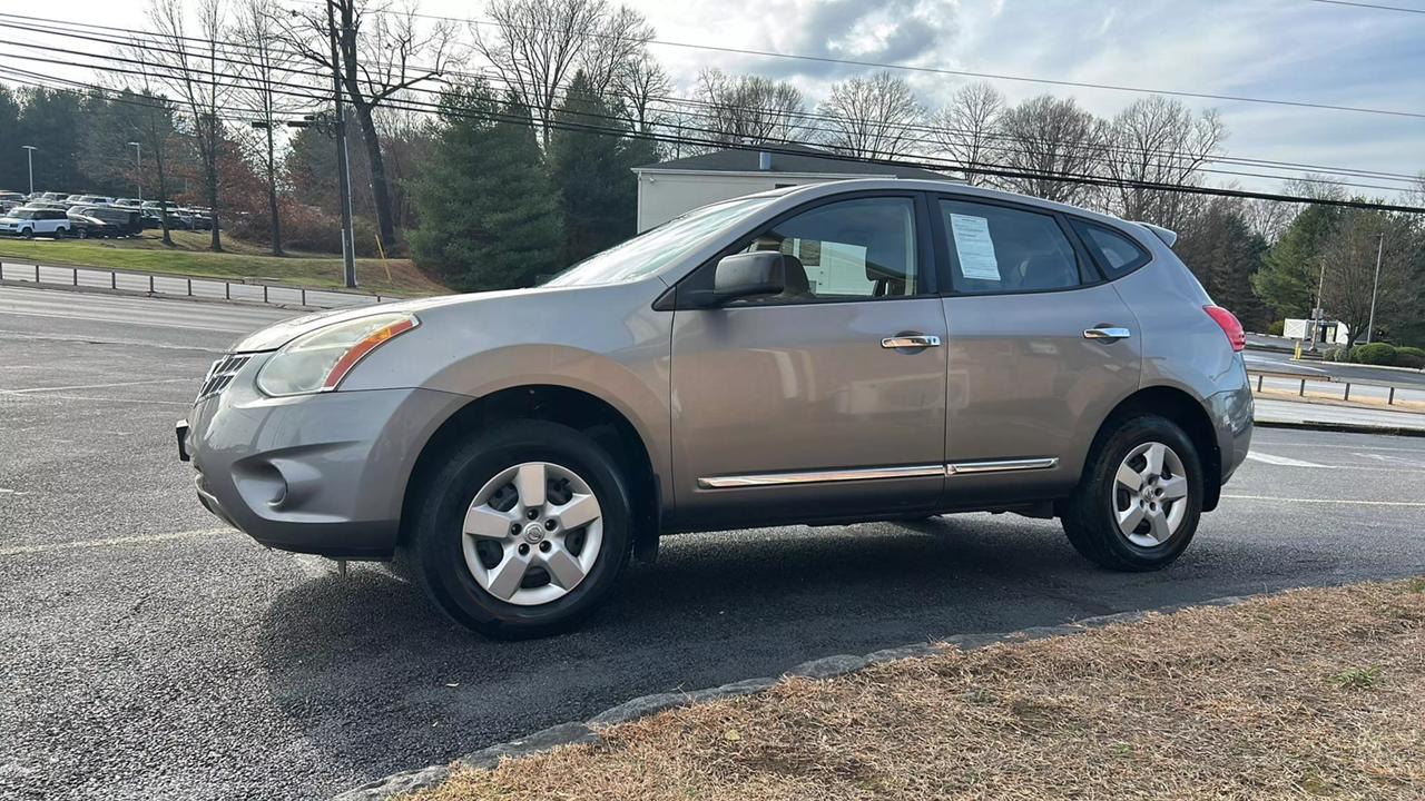 2011 Nissan Rogue S photo 5