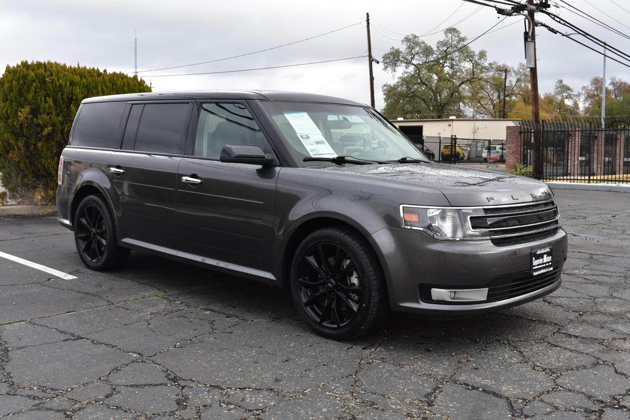 Ford Flex's photo