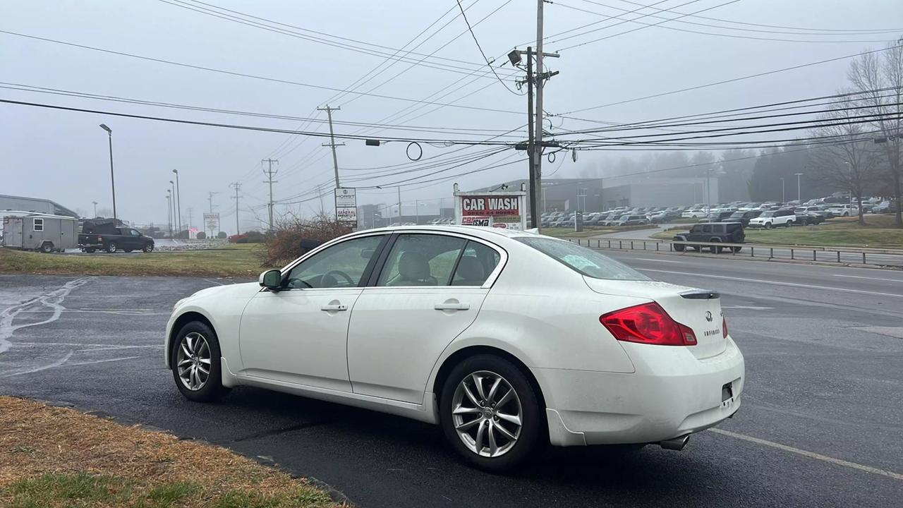 2008 INFINITI G 35 photo 23