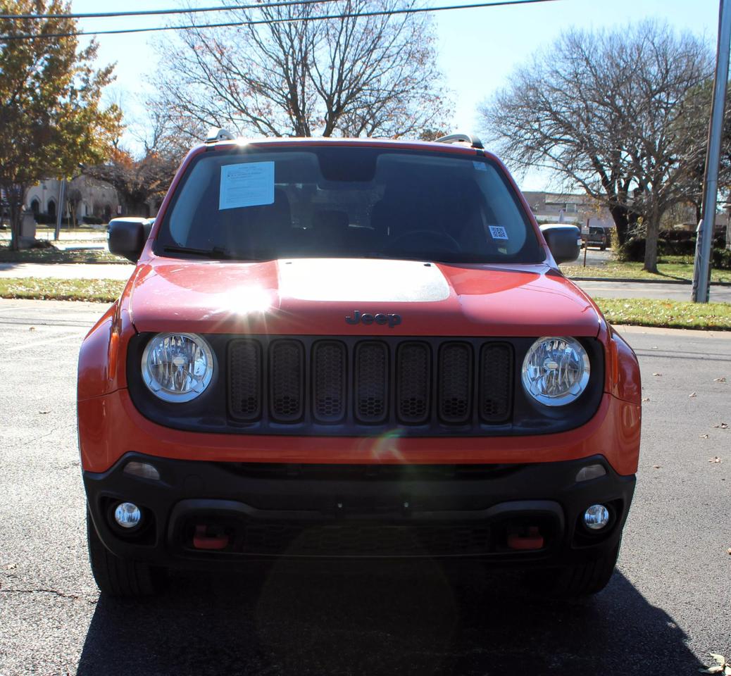 2016 Jeep Renegade Trailhawk photo 5