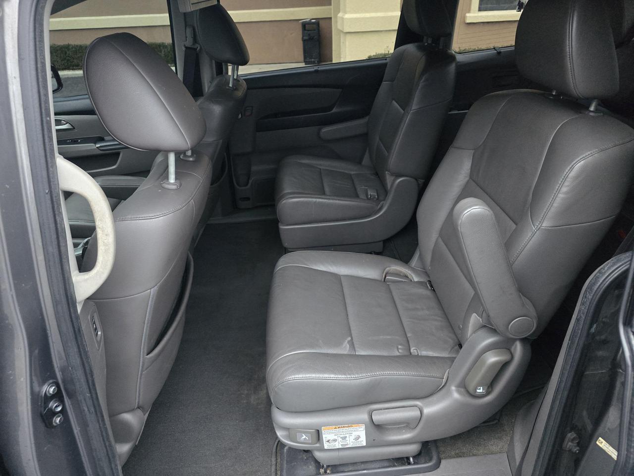 2013 Honda Odyssey Touring photo 35