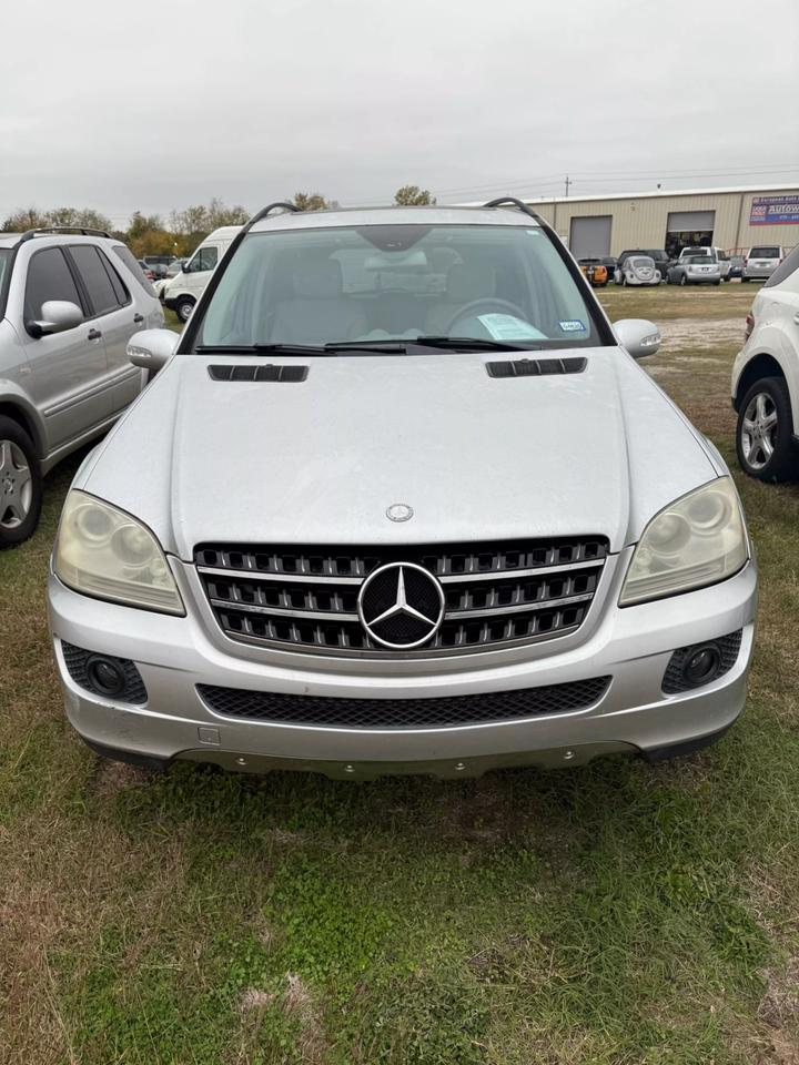 2006 Mercedes-Benz M-Class ML500 photo 20