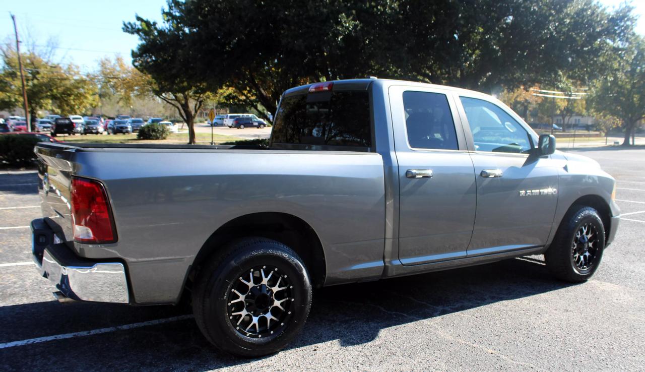 2012 RAM Ram 1500 Pickup SLT photo 11