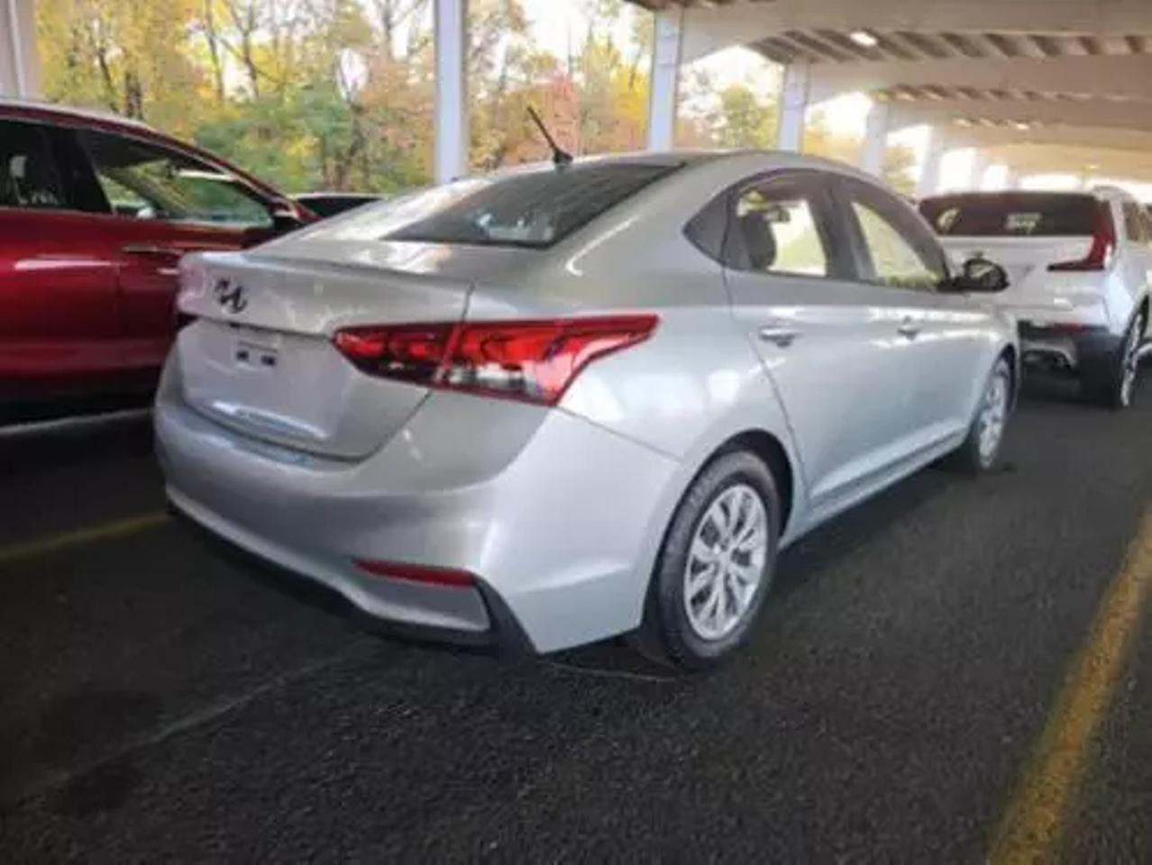 2019 Hyundai Accent SE photo 5