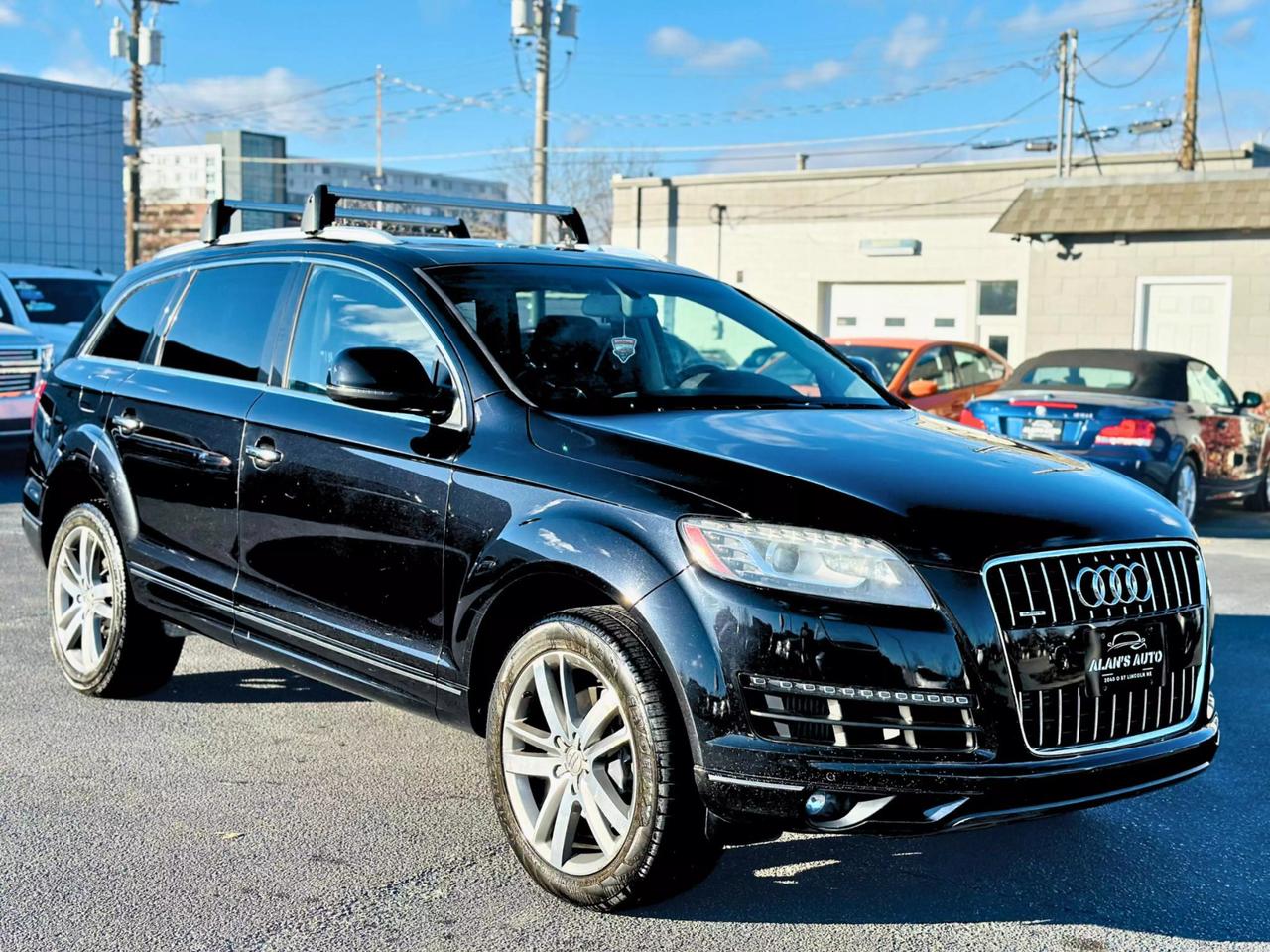 Audi Q7's photo