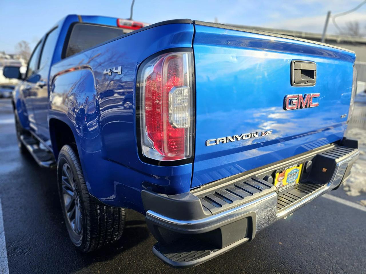 2018 GMC Canyon SLT photo 6