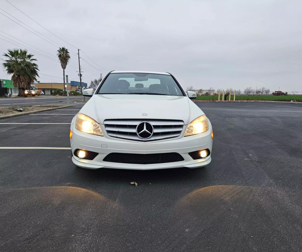 2010 Mercedes-Benz C-Class C300 Sport photo 5