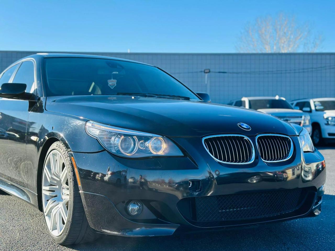 2008 BMW 5 Series 550i photo 21