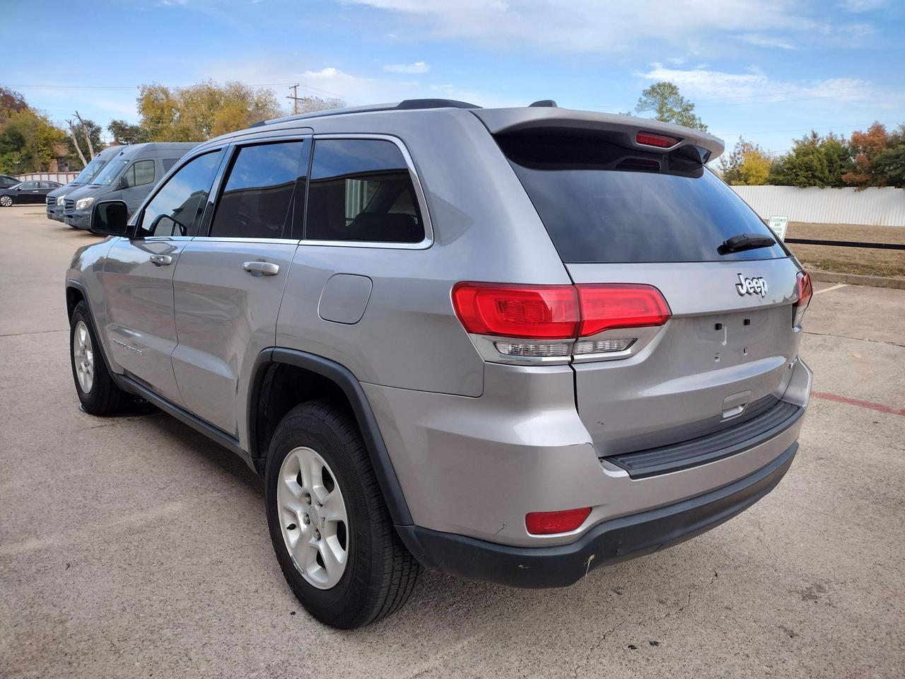 2015 Jeep Grand Cherokee Laredo E photo 7