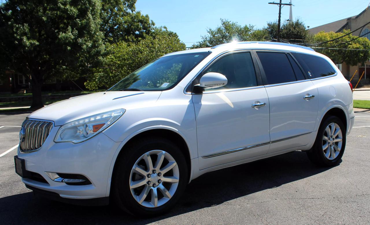 Buick Enclave's photo