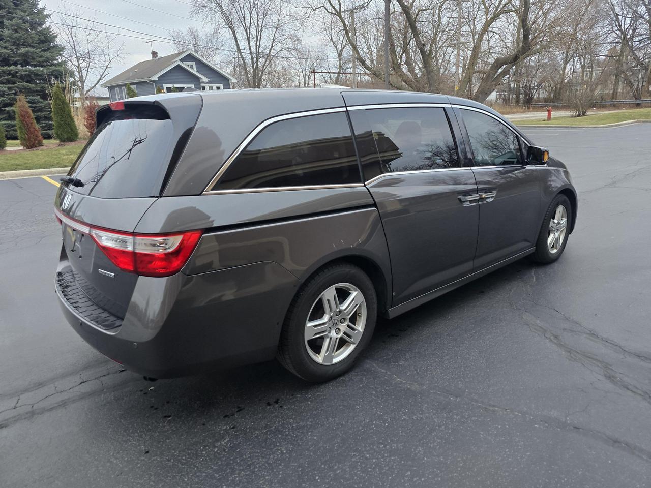 2013 Honda Odyssey Touring photo 33