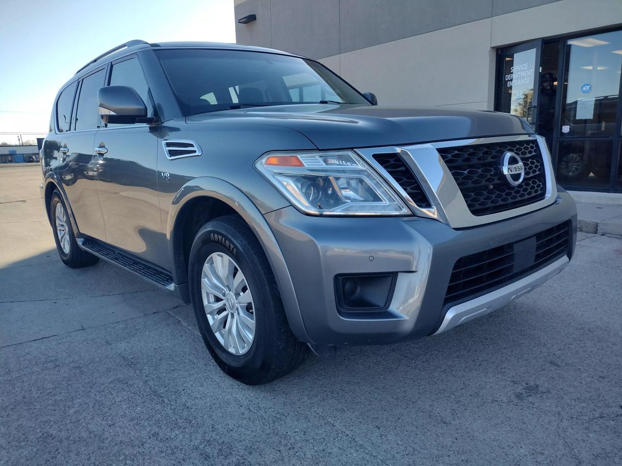 2017 Nissan Armada SV photo 21