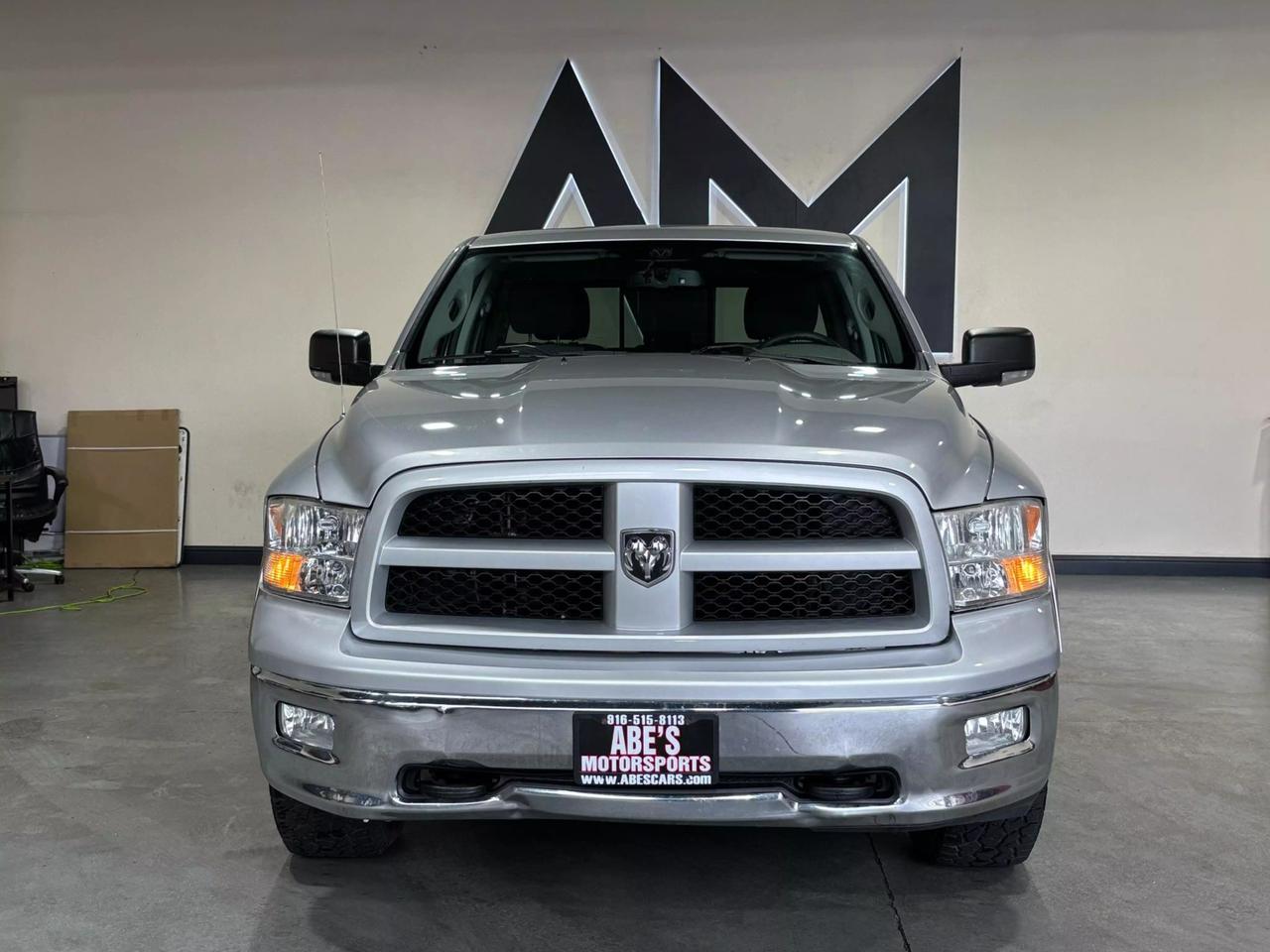 2012 RAM Ram 1500 Pickup SLT photo 2