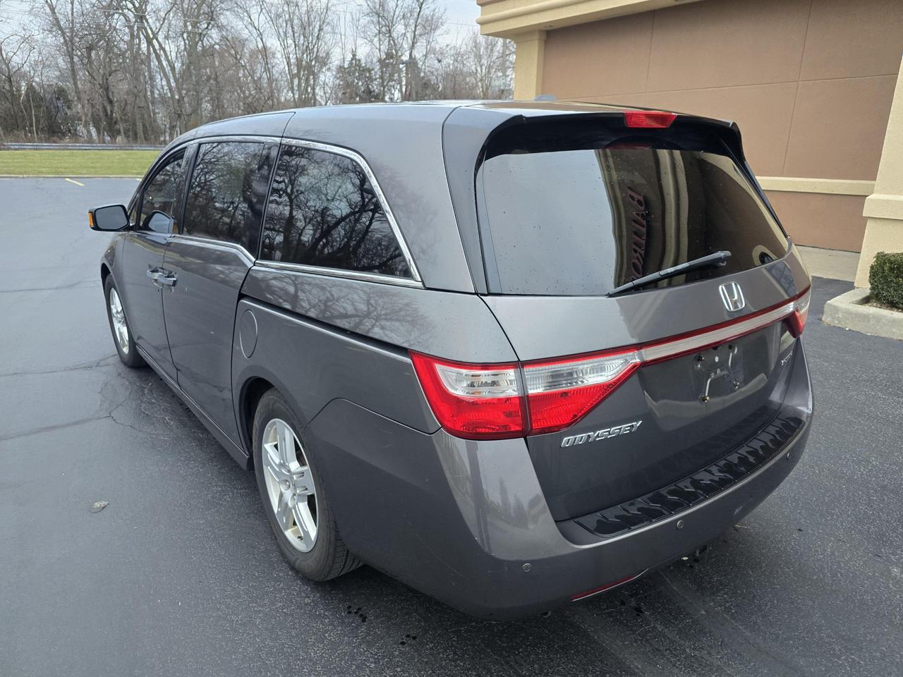 2013 Honda Odyssey Touring photo 21